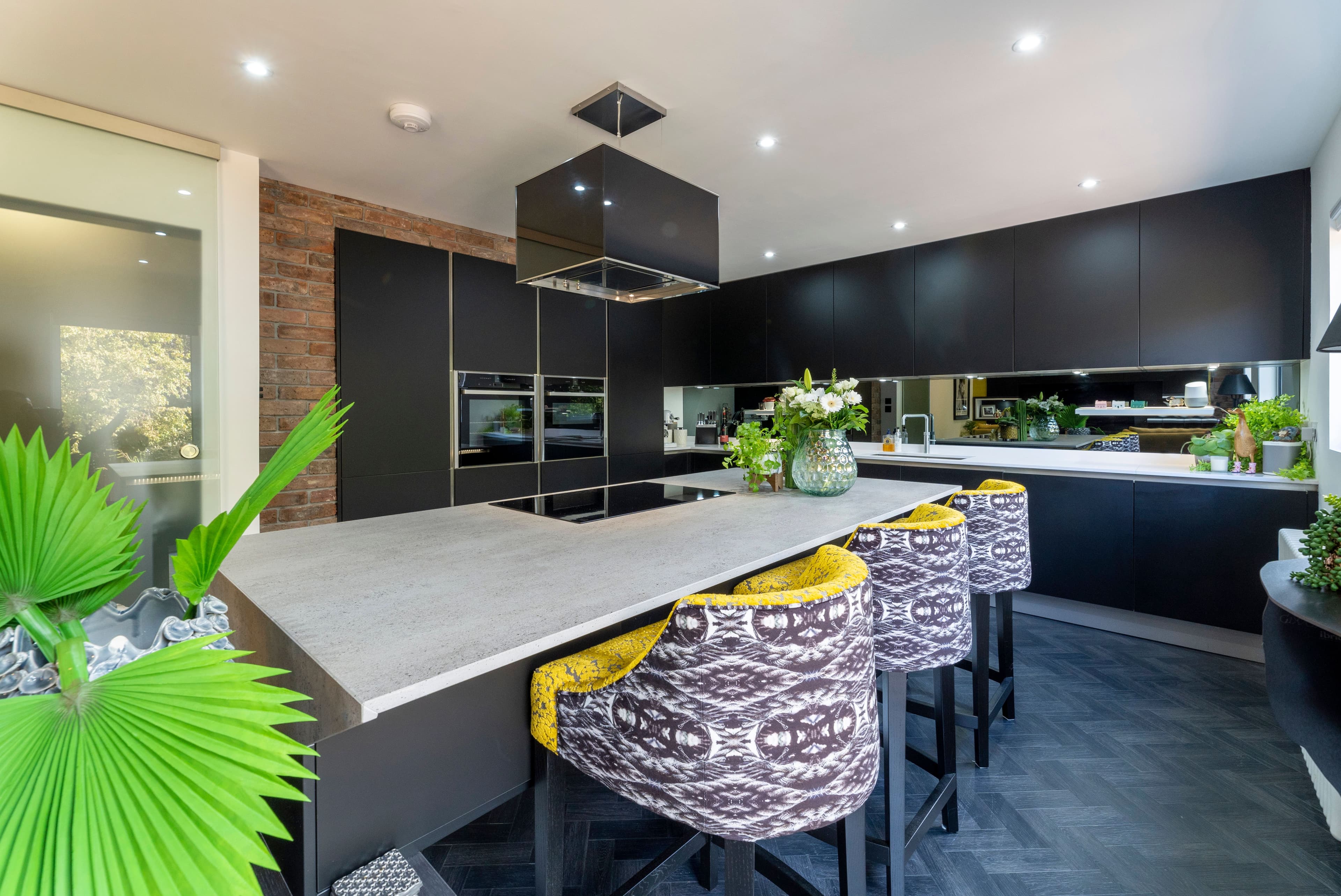 Riverside Drive image 2